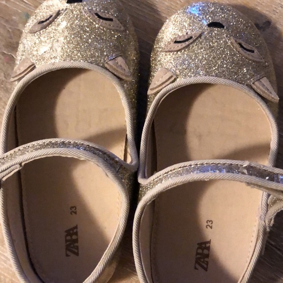 Zara Baby Girl Gold Glitter Cat Shoes Mary Jane - Picture 4 of 7